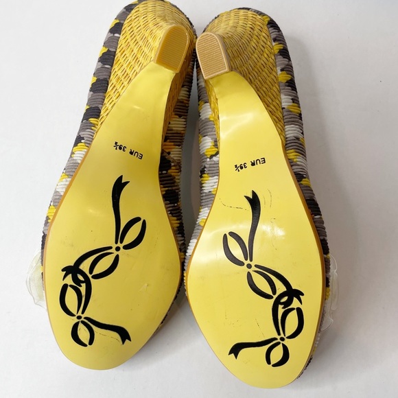 NWOB Poetic Licence Picnic Ready Yellow and Gray Embellished Heel - Picture 11 of 12